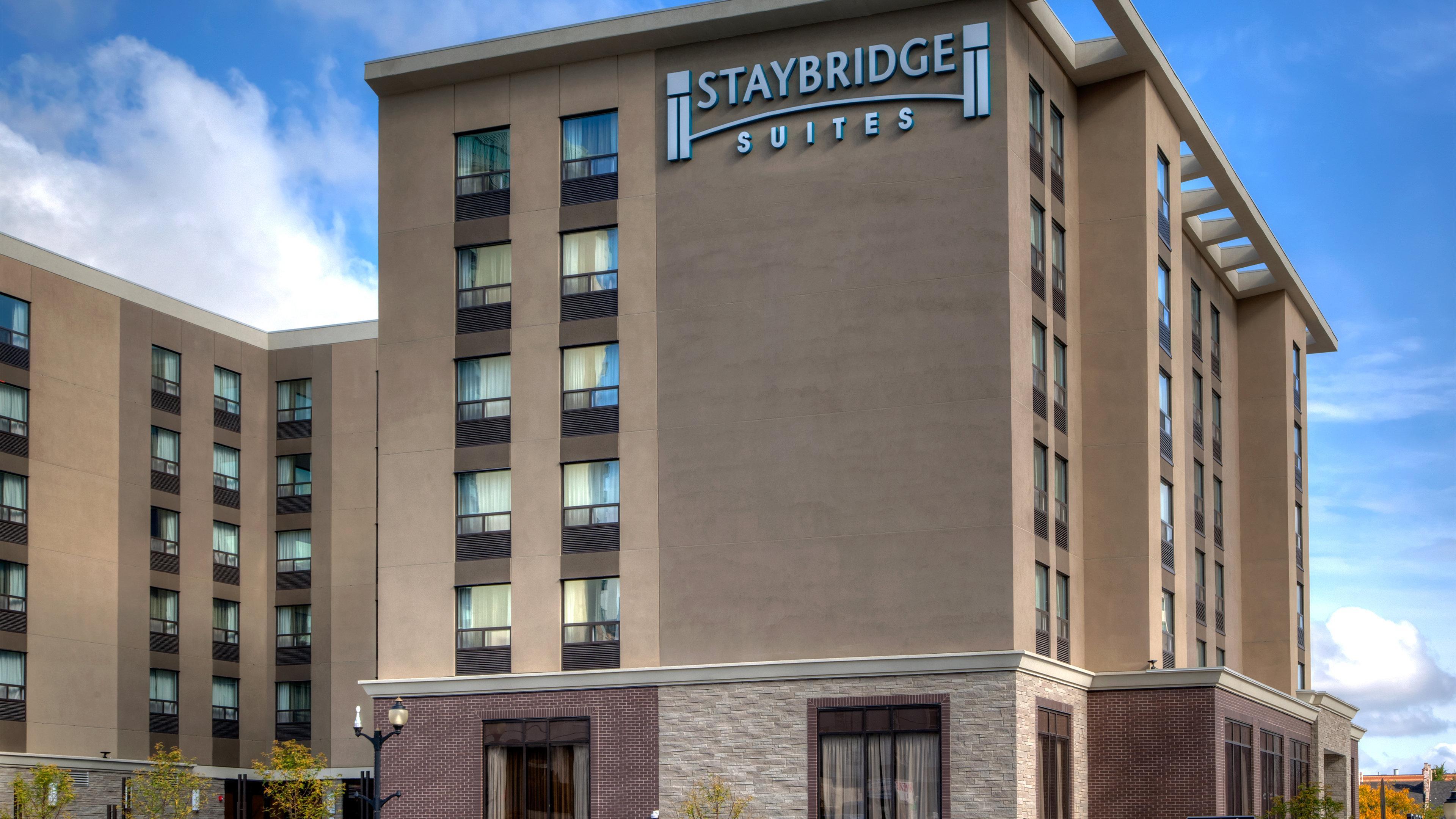 Staybridge Suites Hamilton - Downtown, An Ihg Hotel Екстериор снимка